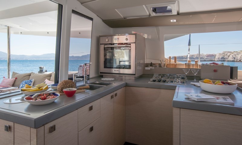 Fountaine Pajot Astrea 42 - 4 + 2 cab. — photo 7