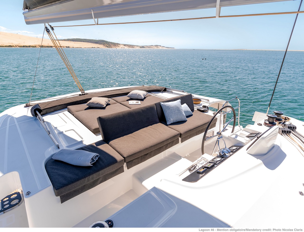 Lagoon 46 - 4 + 1 cab. — photo 3
