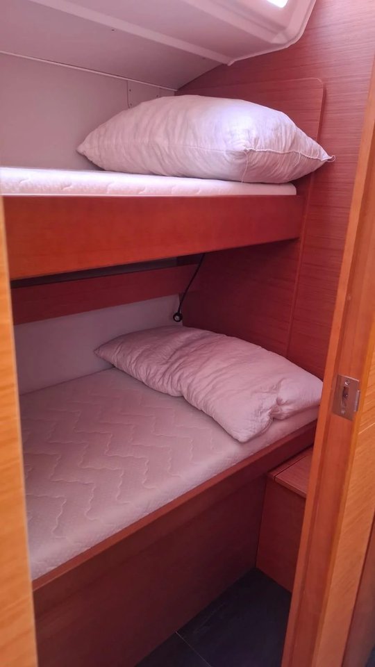 Dufour 430 GL — photo 7
