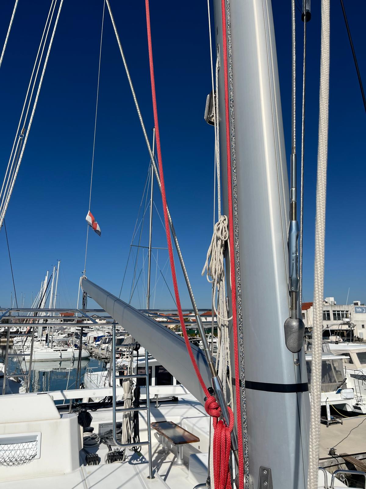 Dufour 48 Catamaran - 5 + 1 cab. — photo 8