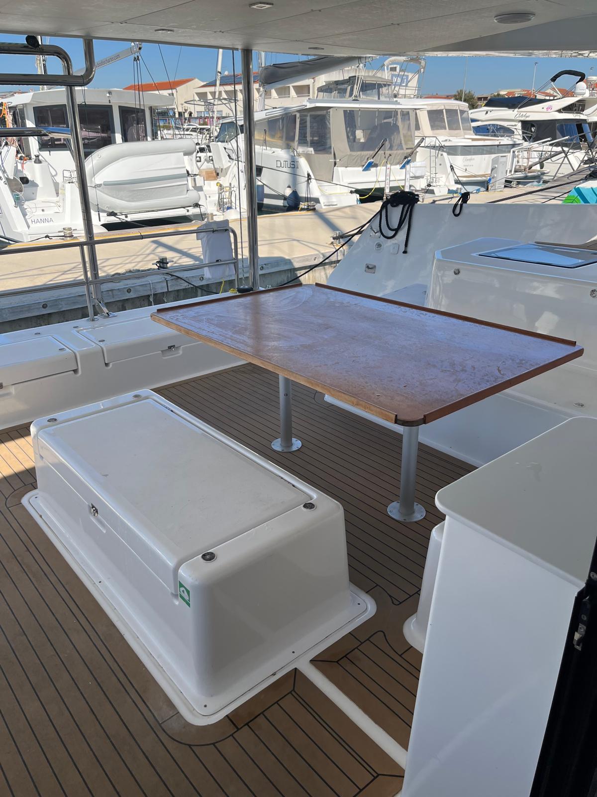 Dufour 48 Catamaran - 5 + 1 cab. — photo 13