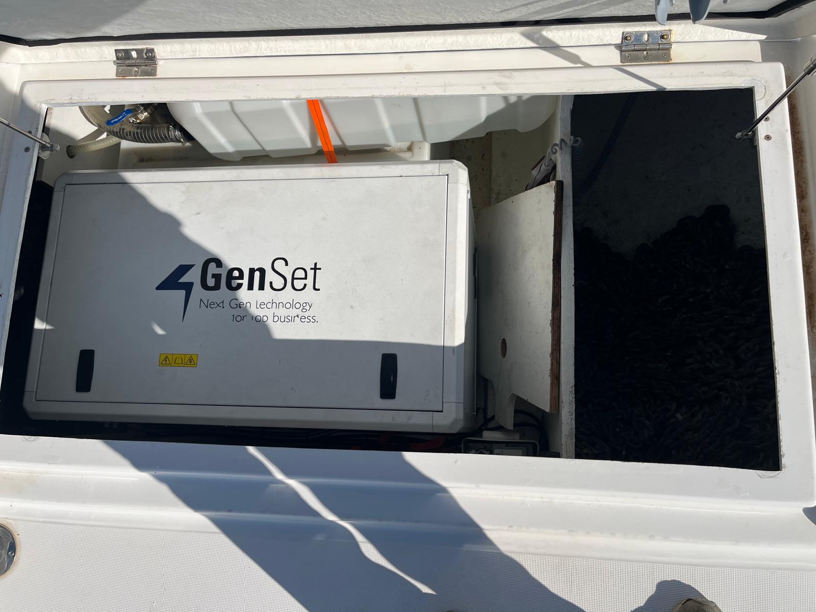 Dufour 48 Catamaran - 5 + 1 cab. — photo 18