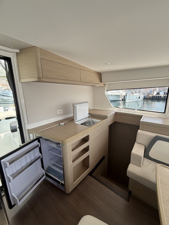 Lagoon 42 - 4 + 2 cab. — photo 10