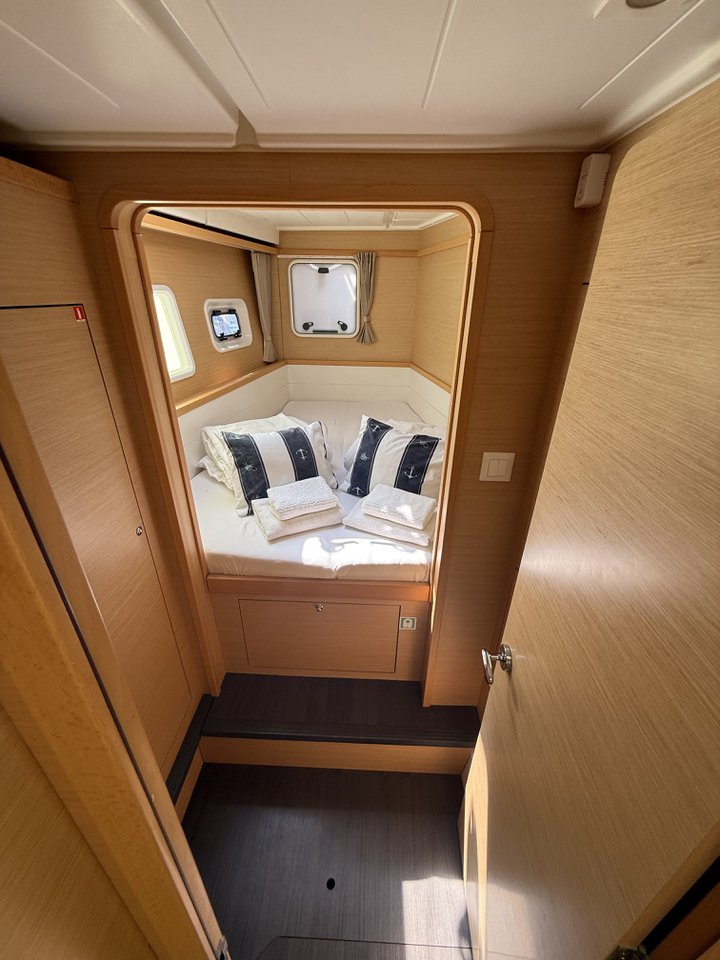 Lagoon 39 - 4 + 2 cab. — photo 19