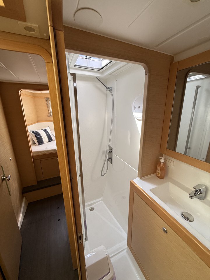 Lagoon 39 - 4 + 2 cab. — photo 21