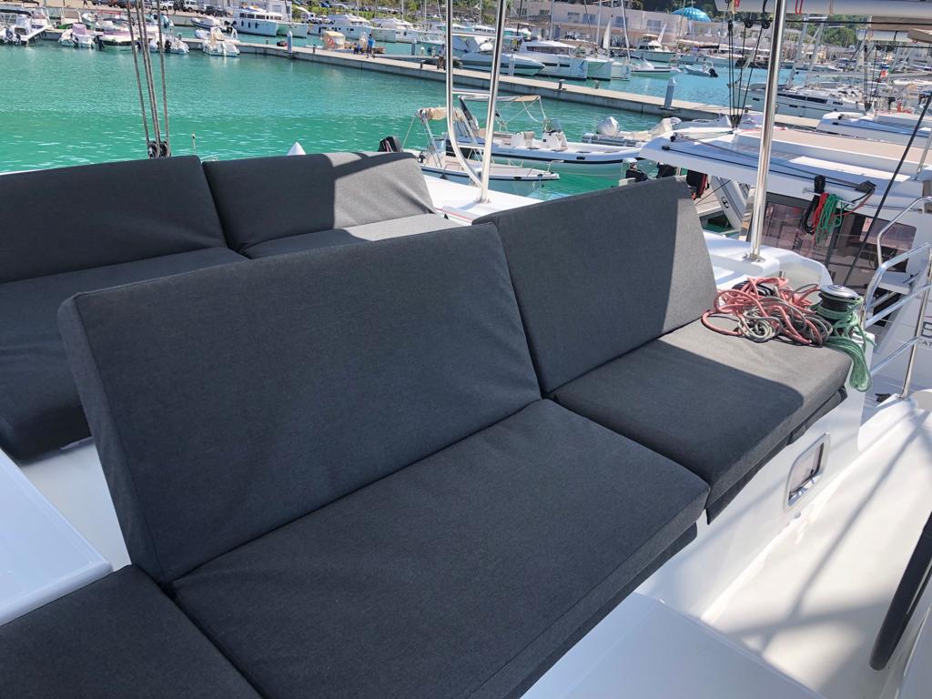 Lagoon 46 Fly — photo 8