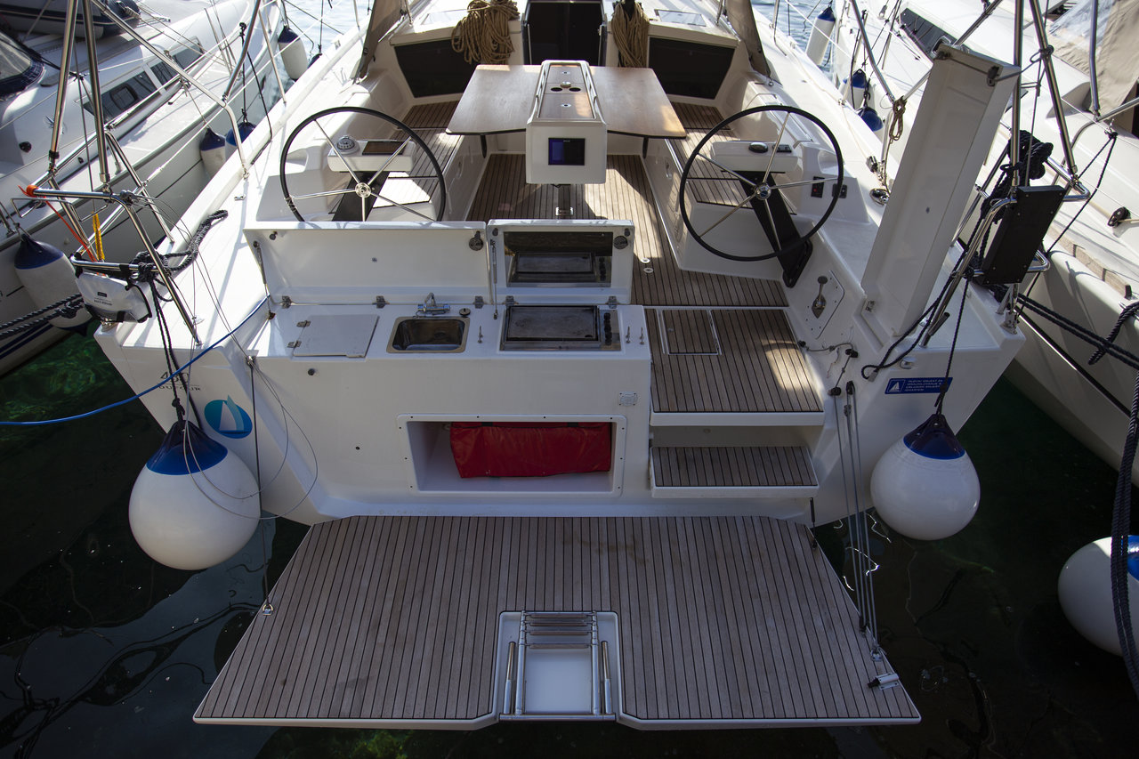 Dufour 430 GL — photo 7