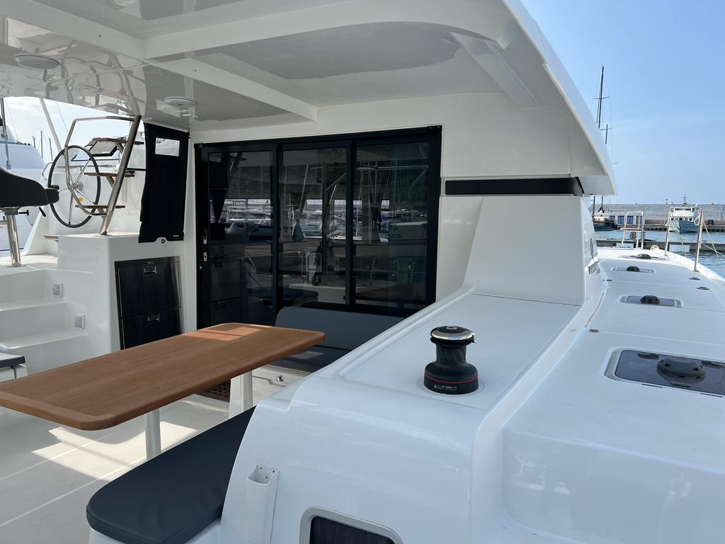 Lagoon 42 - 4 + 2 cab. — photo 4