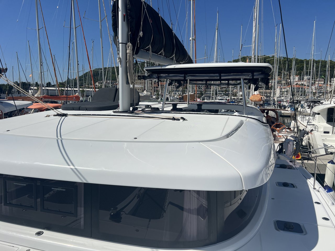 Lagoon 42 - 4 + 2 cab. — photo 8