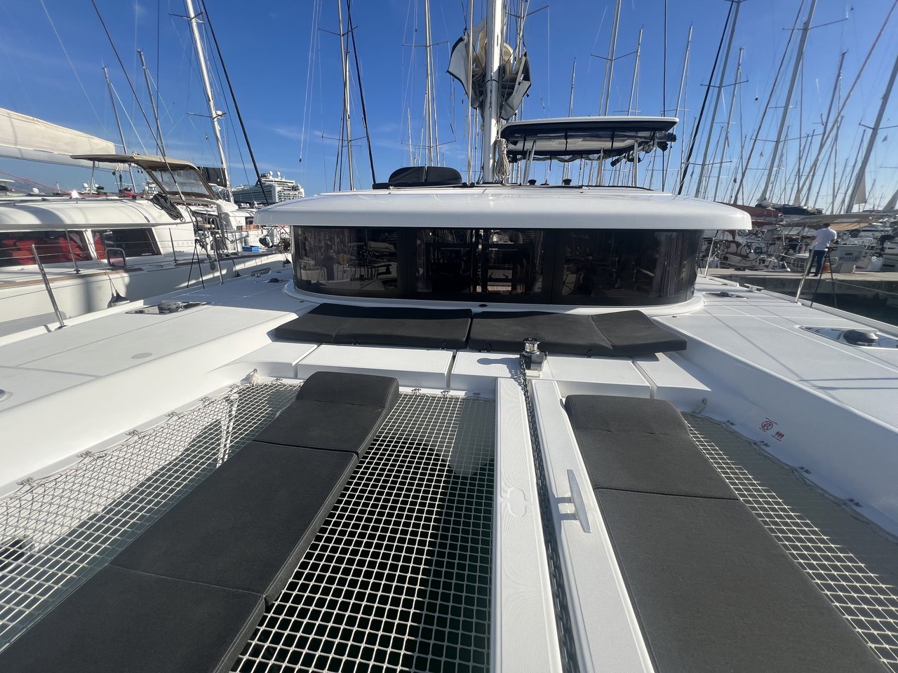 Lagoon 42 - 4 + 2 cab. — photo 4