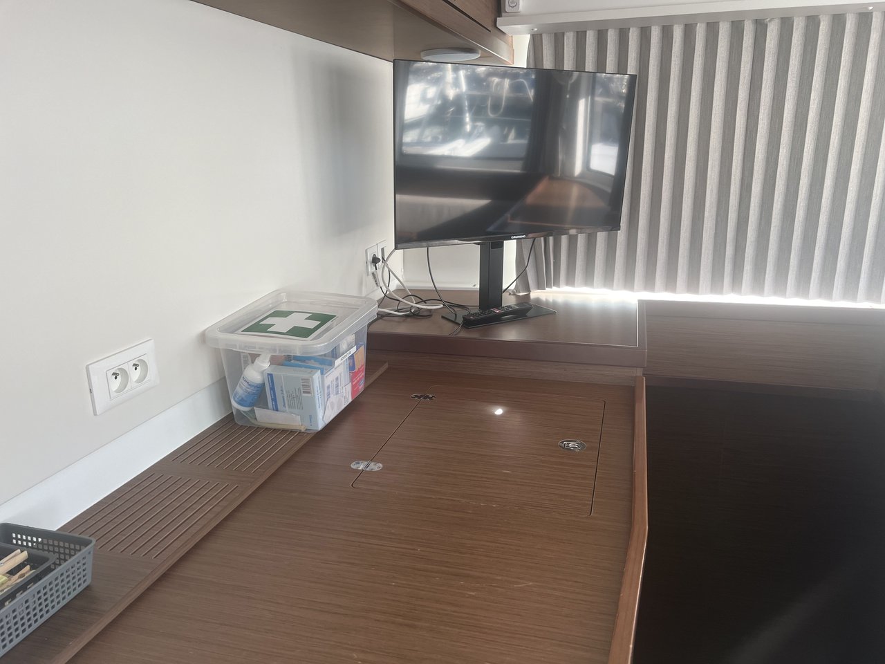 Lagoon 42 - 4 + 2 cab. — photo 12