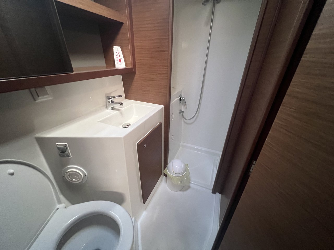 Lagoon 42 - 4 + 2 cab. — photo 20