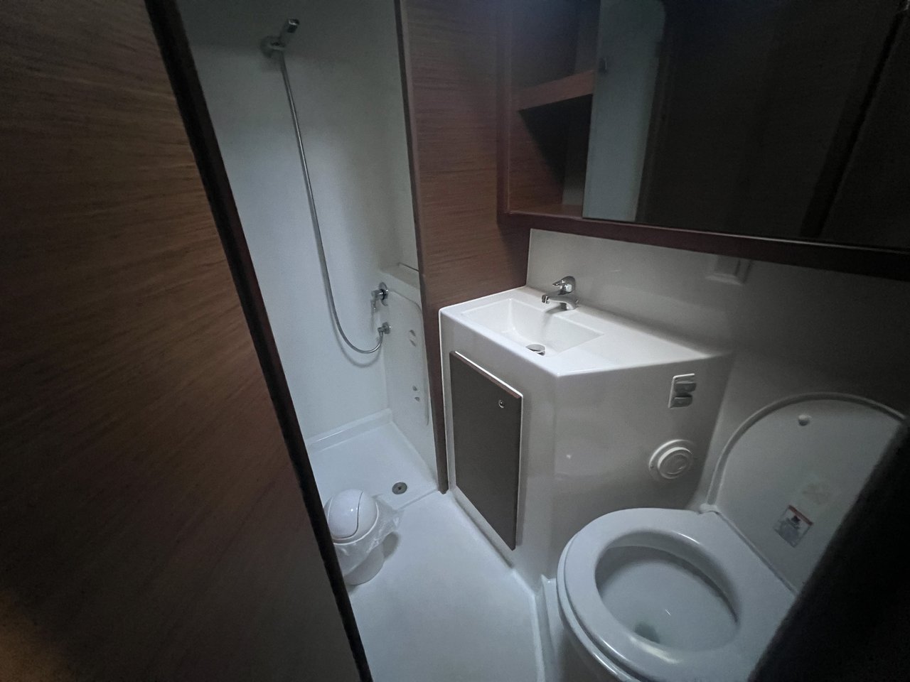 Lagoon 42 - 4 + 2 cab. — photo 23