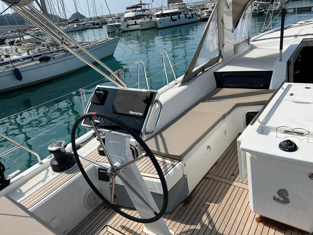 Oceanis 51.1 - 5 + 1 cab. — photo 6