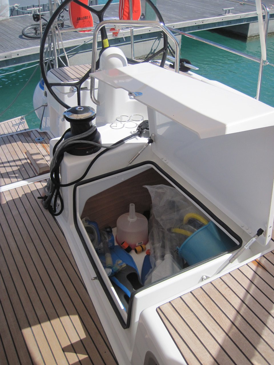 Sun Odyssey 490 - 5 + 1 cab. — photo 10