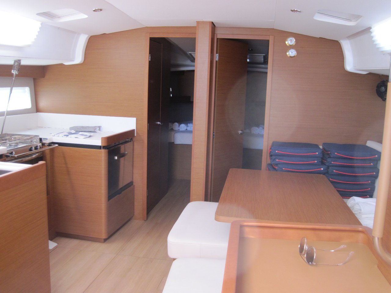 Sun Odyssey 490 - 5 + 1 cab. — photo 23