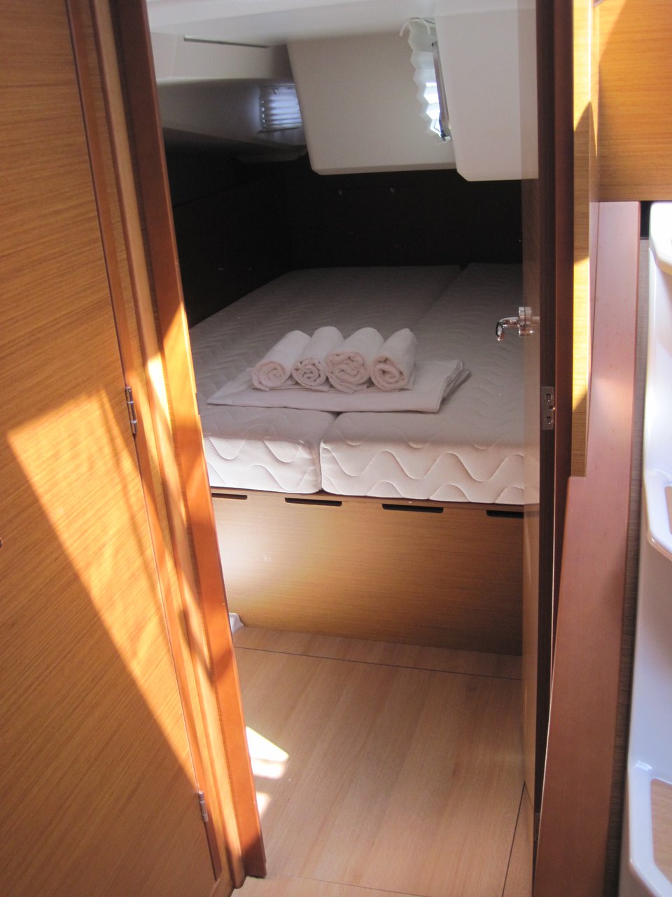 Sun Odyssey 490 - 5 + 1 cab. — photo 26