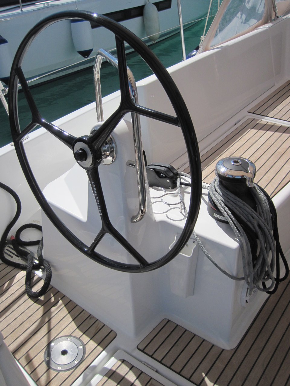 Sun Odyssey 440 - 4 cab. — photo 9