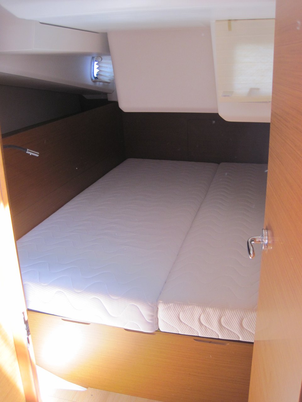 Sun Odyssey 440 - 4 cab. — photo 21