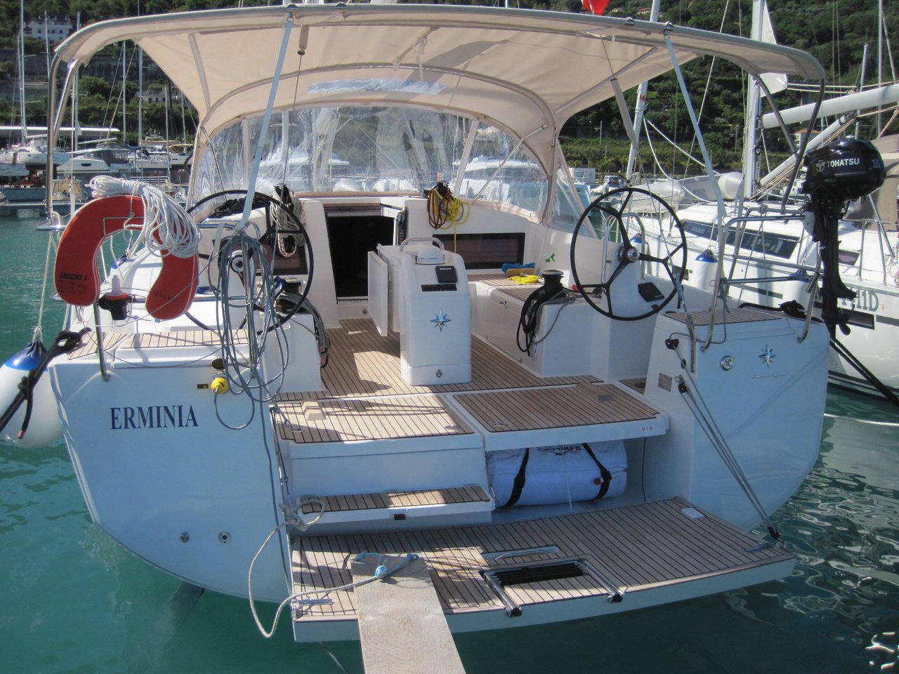 Sun Odyssey 440 - 4 cab. — photo 1