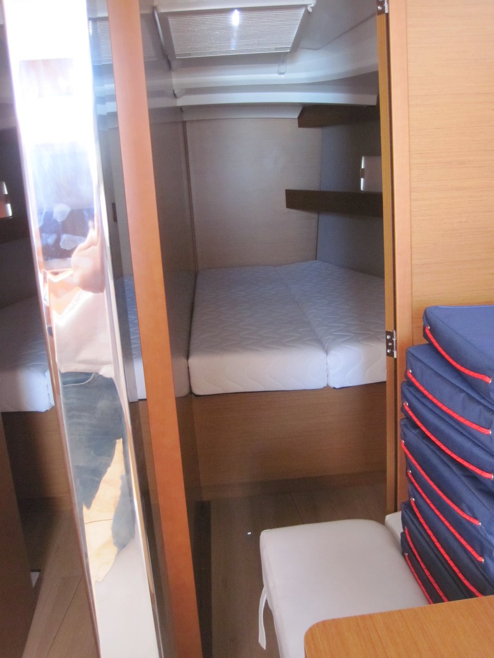 Sun Odyssey 440 - 4 cab. — photo 33