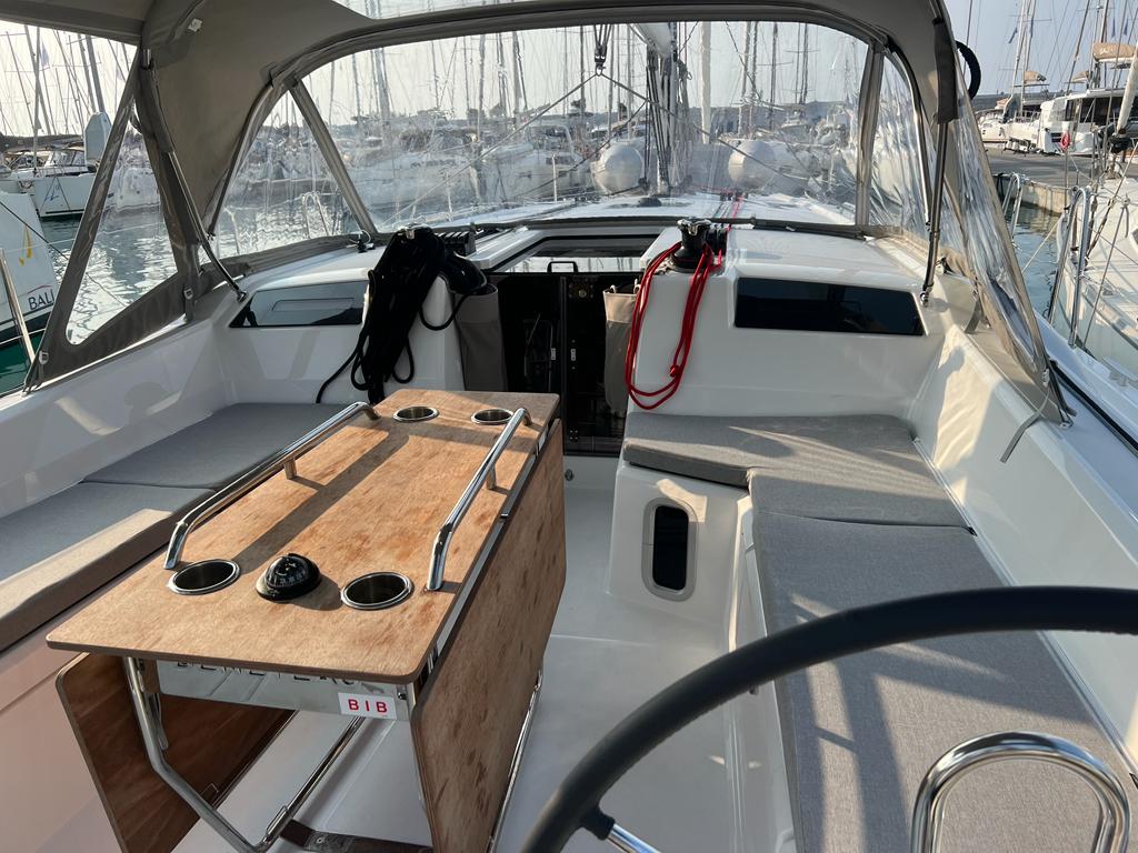 Oceanis 40.1 — photo 3