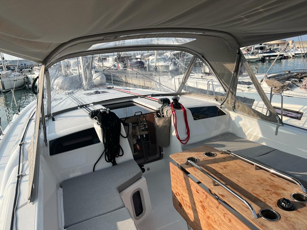 Oceanis 40.1 — photo 5