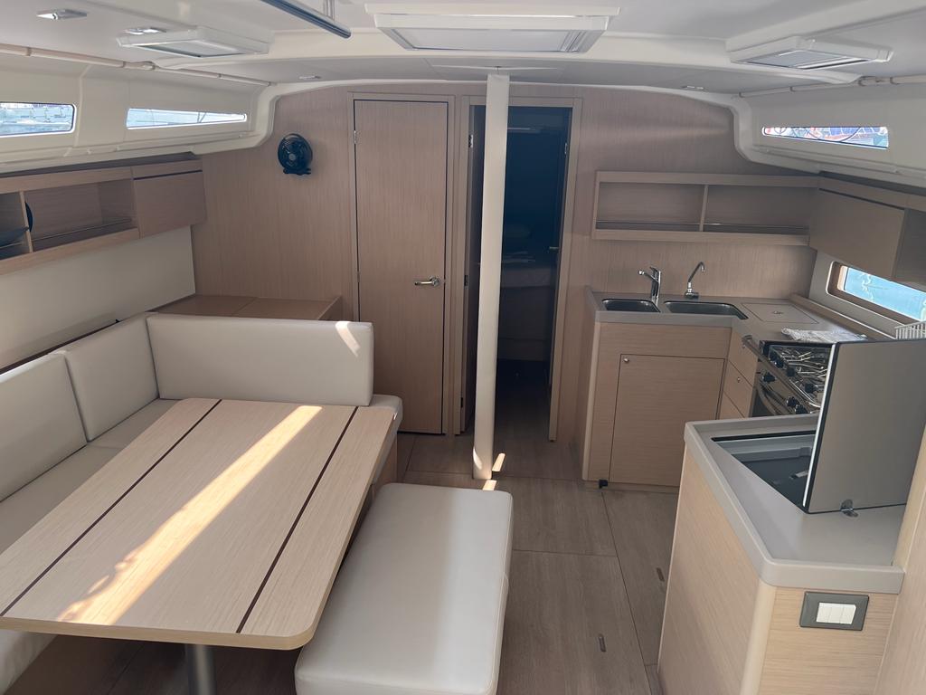 Oceanis 40.1 — photo 15