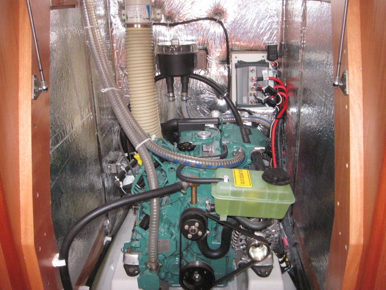 Bavaria Cruiser 37 - 3 cab. — photo 25