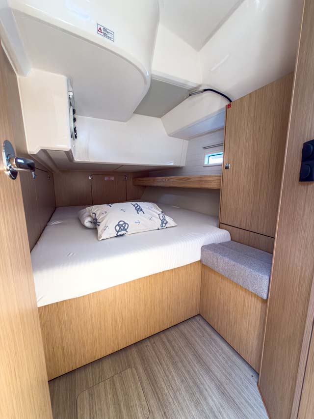 Bavaria Voyager 45 — photo 4