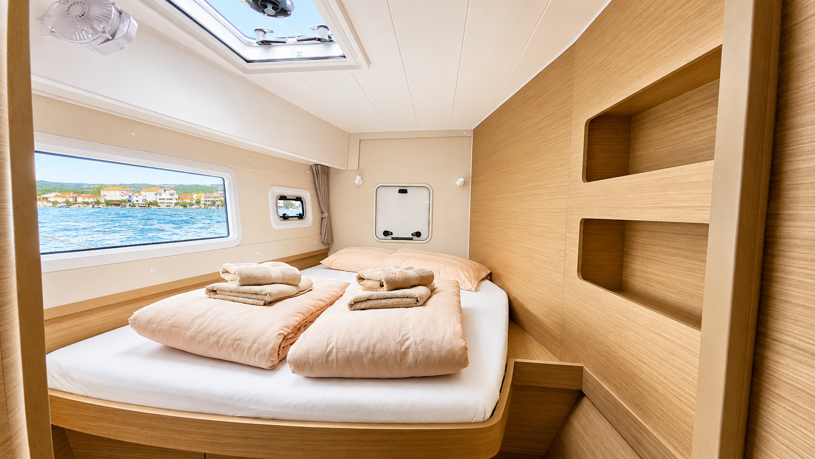 Lagoon 42 Millenium — photo 10