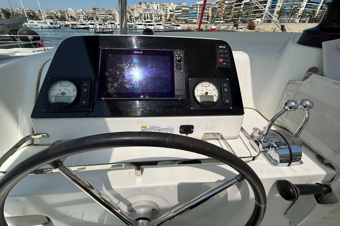 Lagoon 42 - 4 + 2 cab. — photo 5