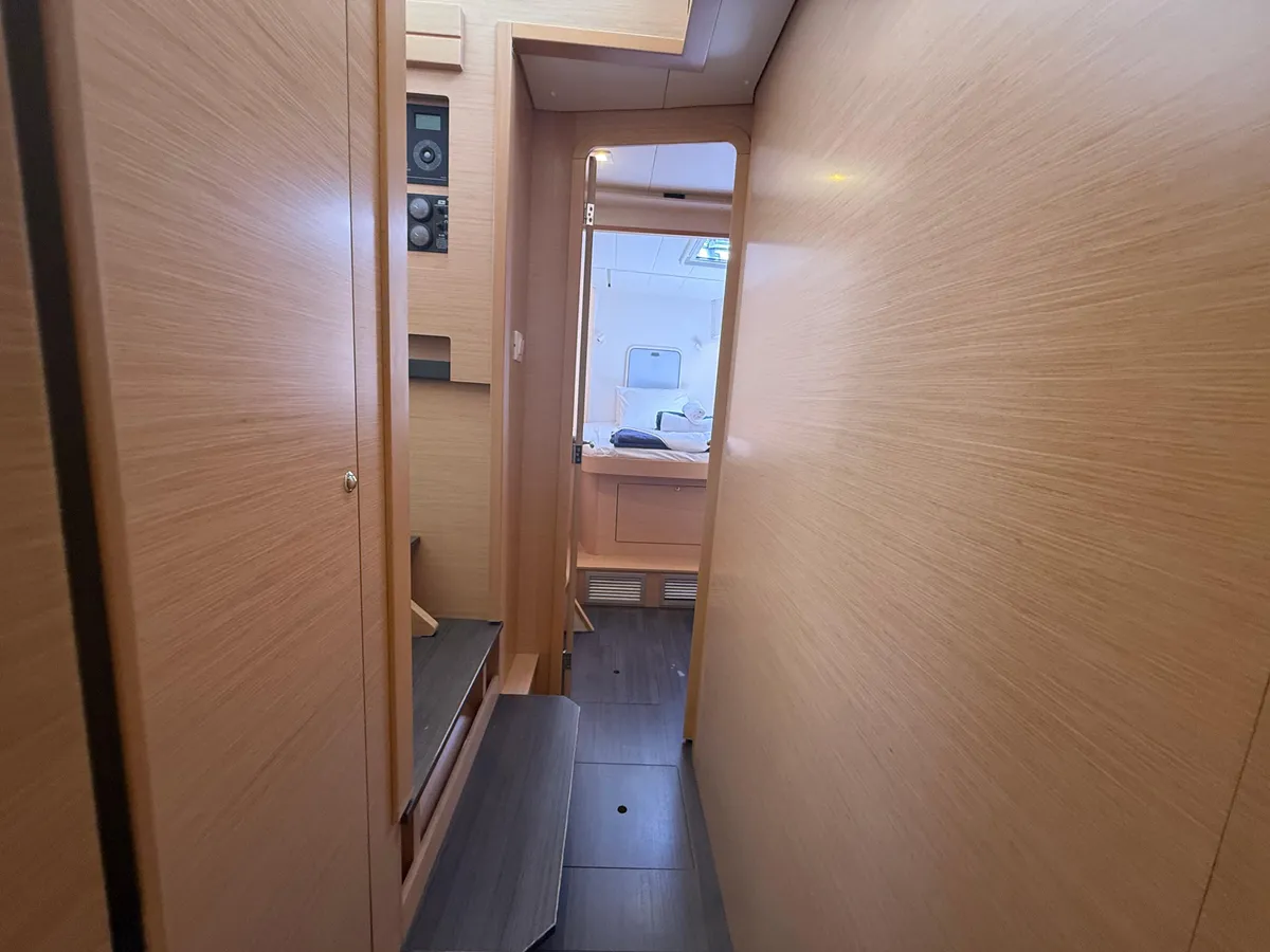 Lagoon 42 - 4 + 2 cab. — photo 22
