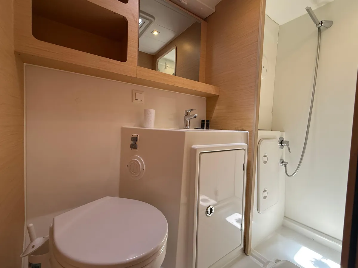 Lagoon 42 - 4 + 2 cab. — photo 31