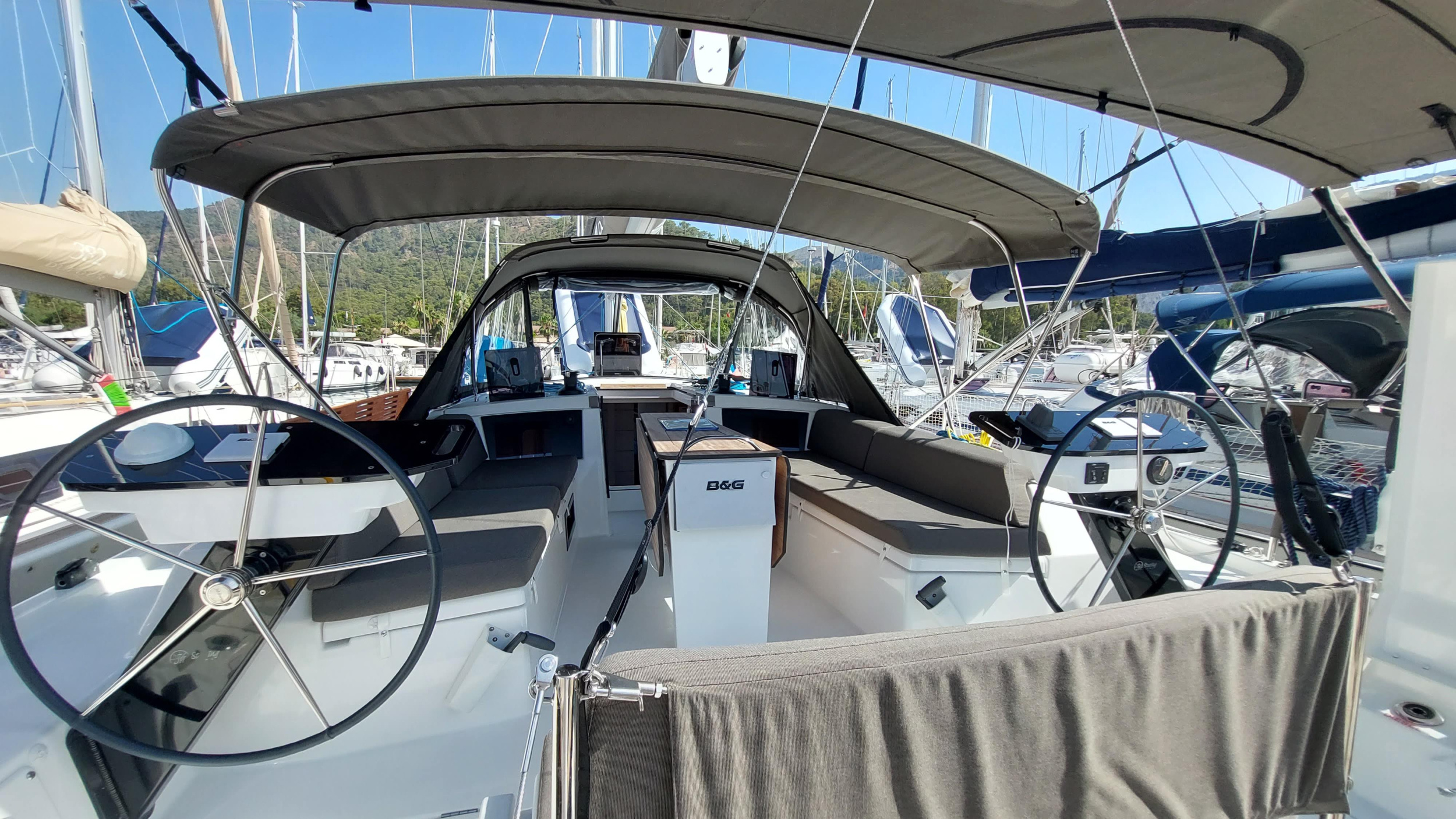 Dufour 41 - 3 cab. — photo 5