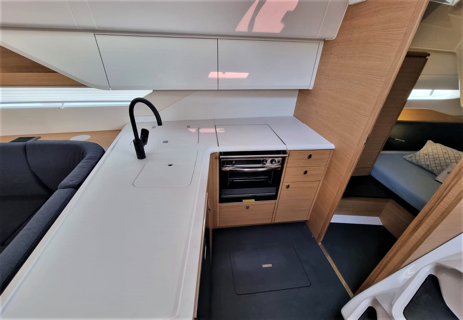 Elan E6 — photo 6