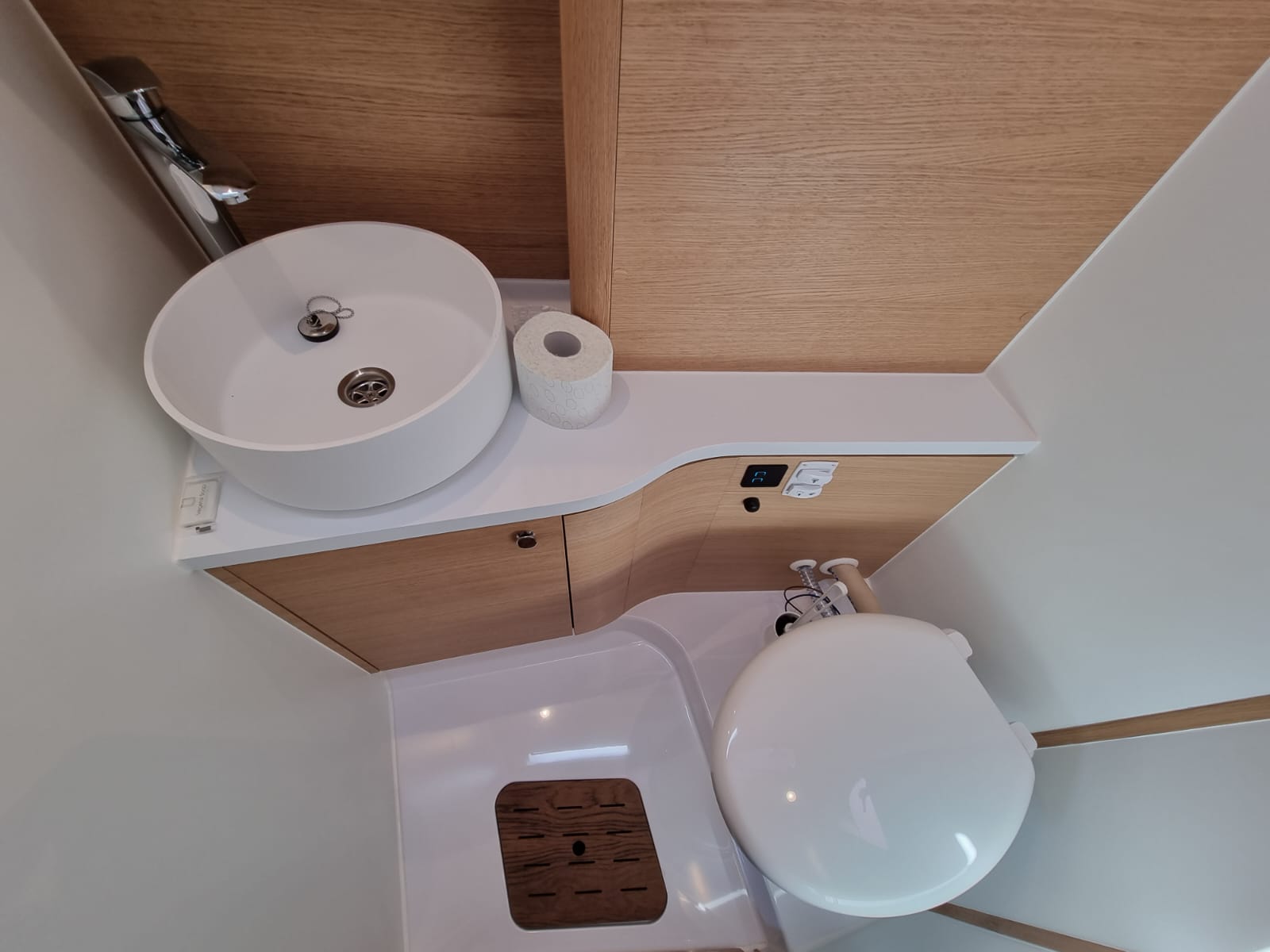Elan E6 — photo 13