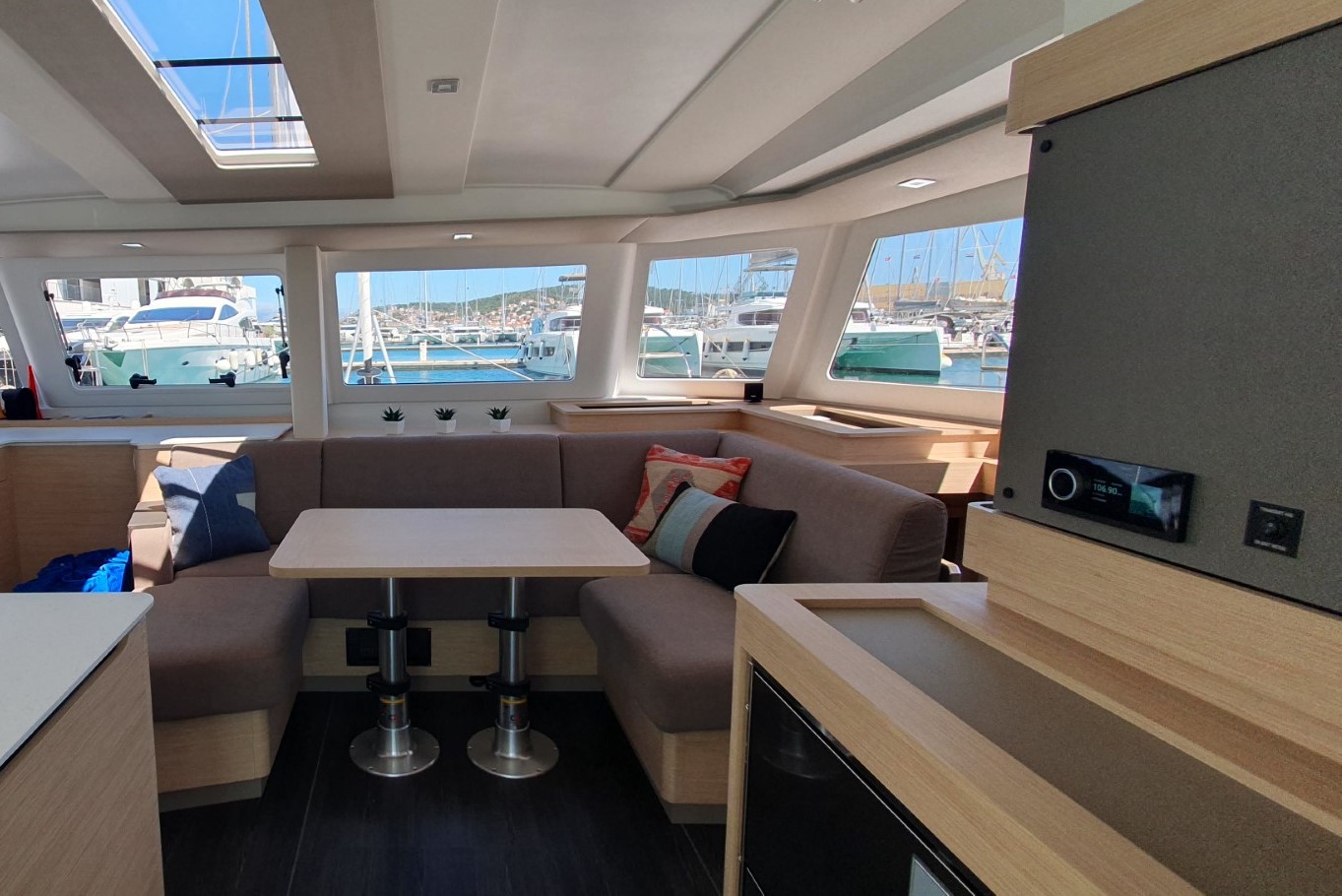 Fountaine Pajot FP 44 Quatuor - 4 + 2 cab. — photo 21
