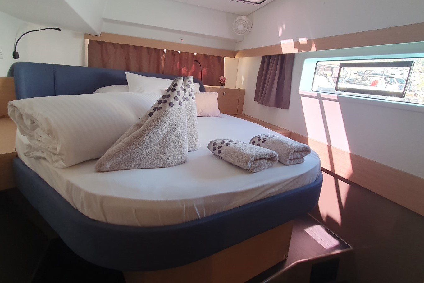 Fountaine Pajot FP 44 Quatuor - 4 + 2 cab. — photo 34