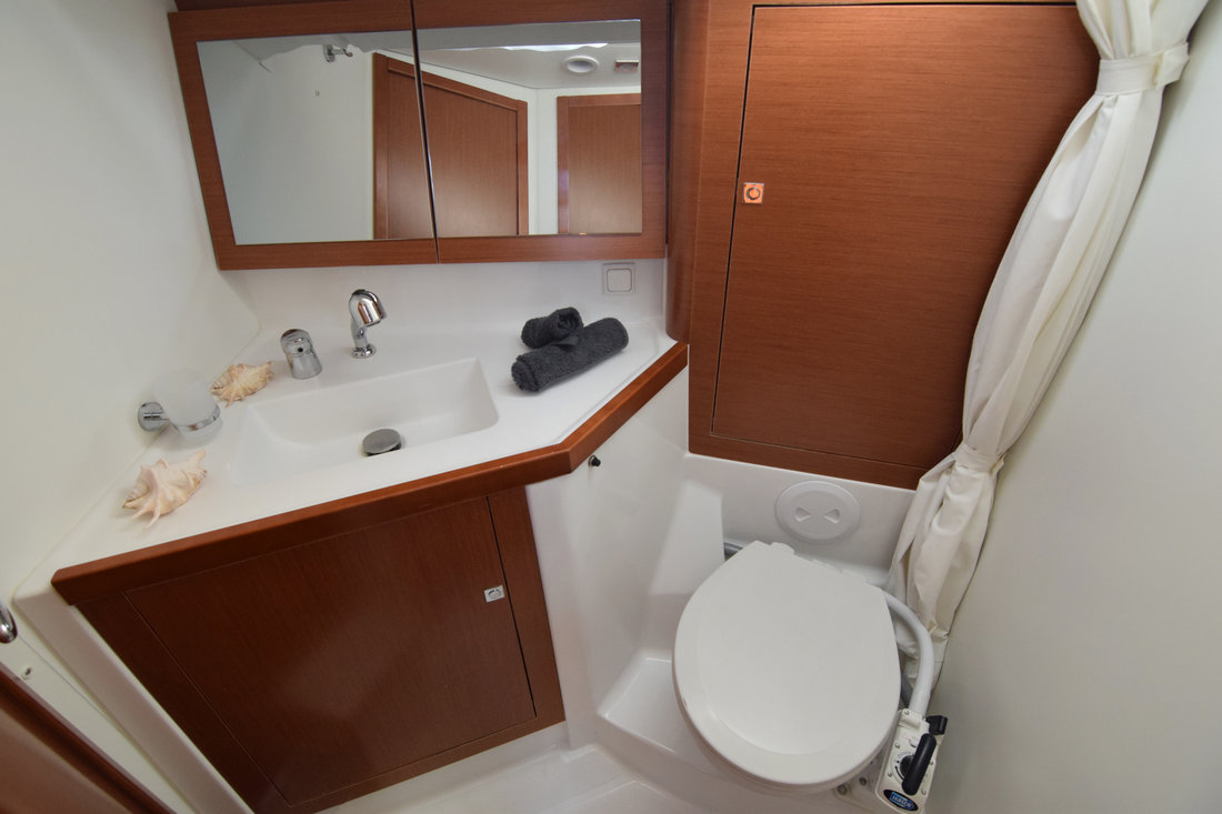 Oceanis 45 - 4 cab. — photo 14