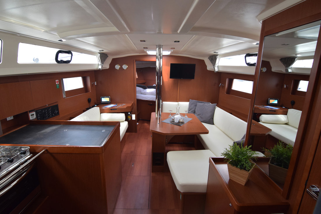 Oceanis 41.1 — photo 8