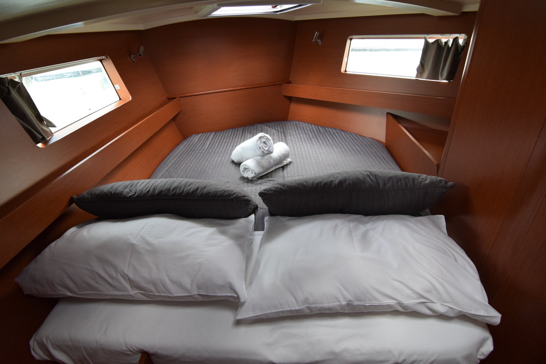 Oceanis 41.1 — photo 11
