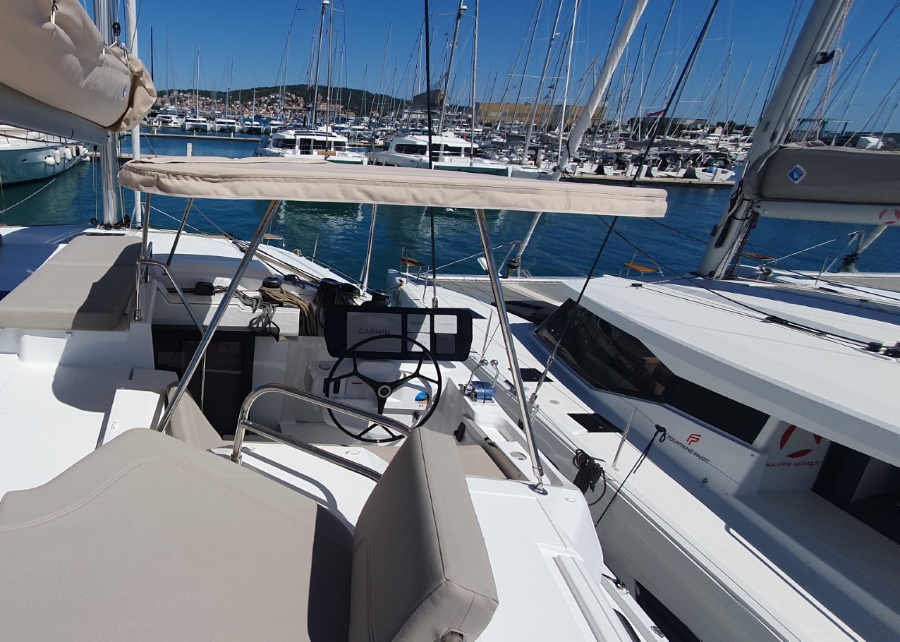 Fountaine Pajot FP 44 Quatuor - 4 + 2 cab. — photo 14