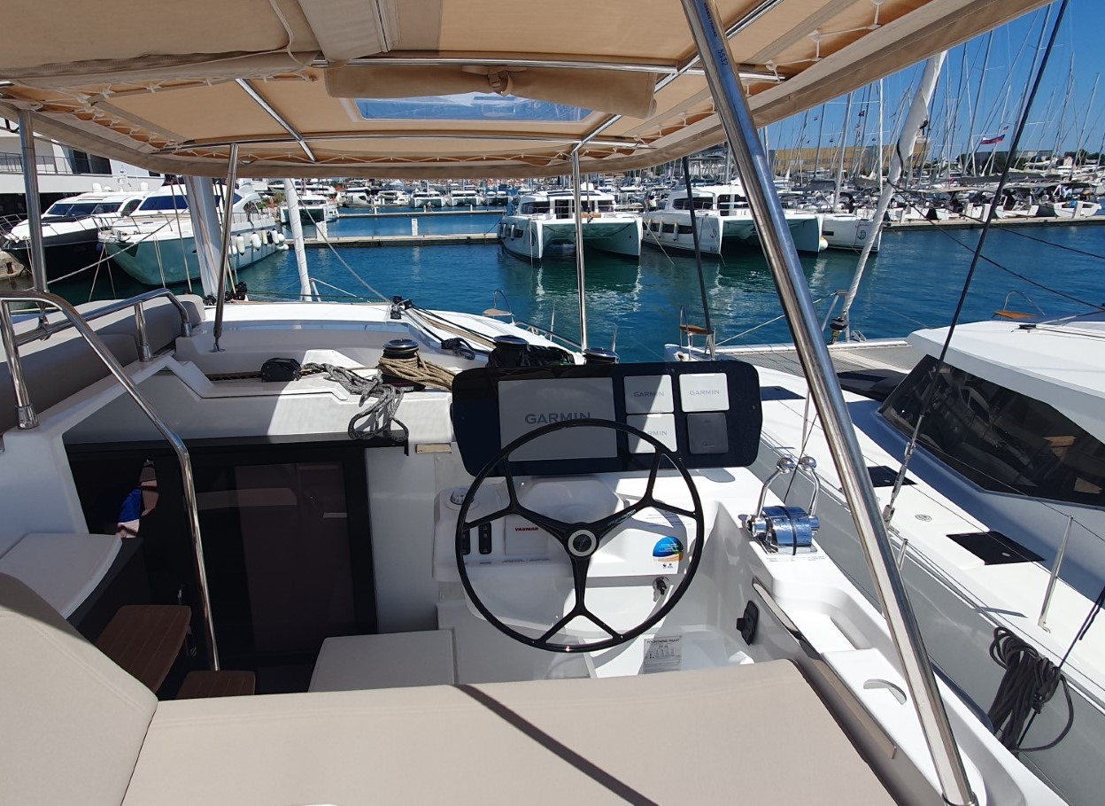 Fountaine Pajot FP 44 Quatuor - 4 + 2 cab. — photo 15