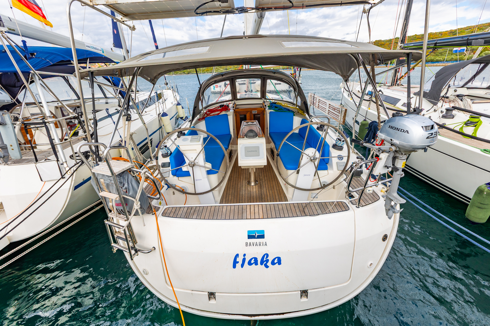 Bavaria Cruiser 37 - 3 cab. — photo 1