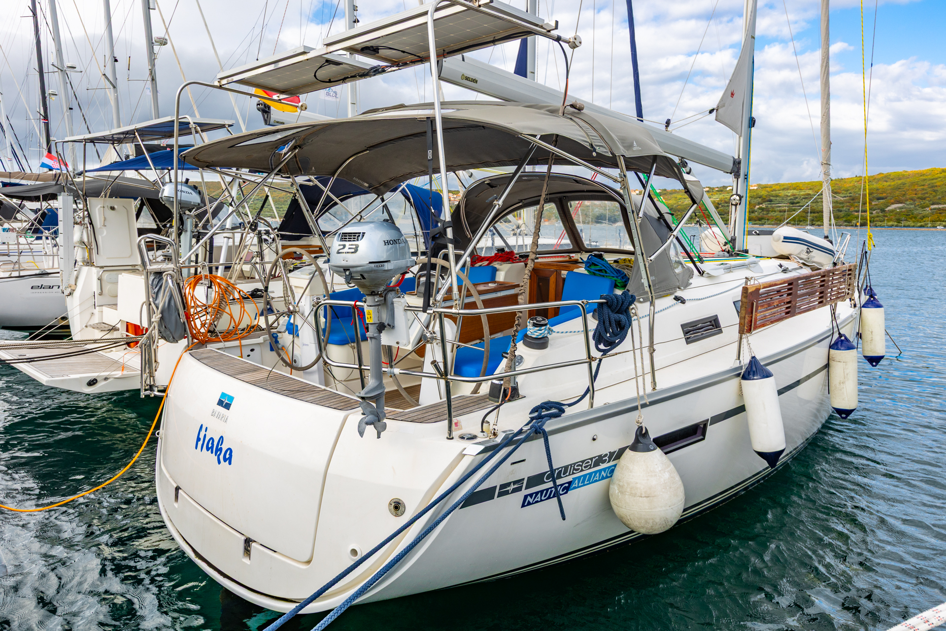 Bavaria Cruiser 37 - 3 cab. — photo 3