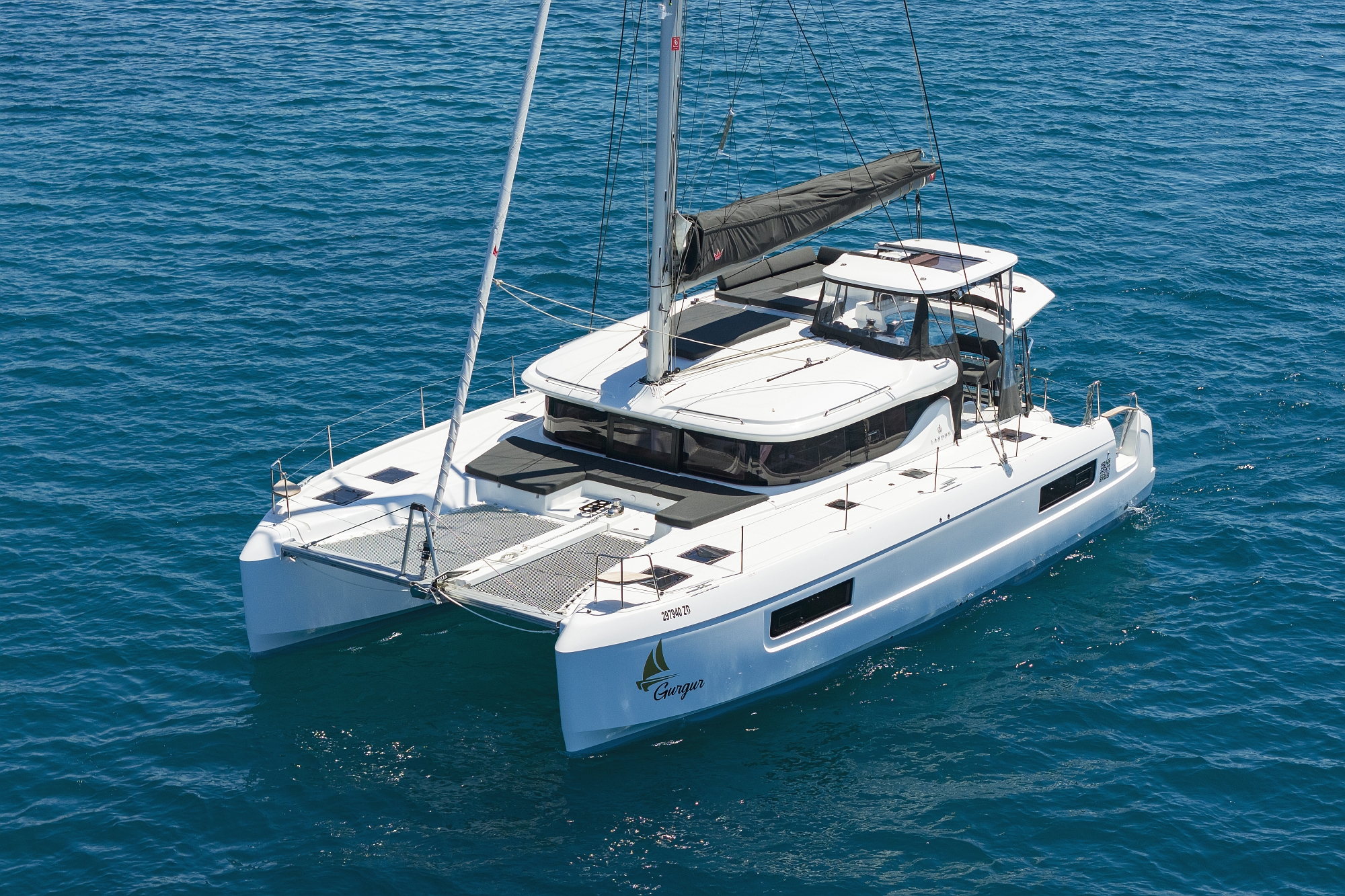 Lagoon 43 - 4 + 2 cab. — photo 16