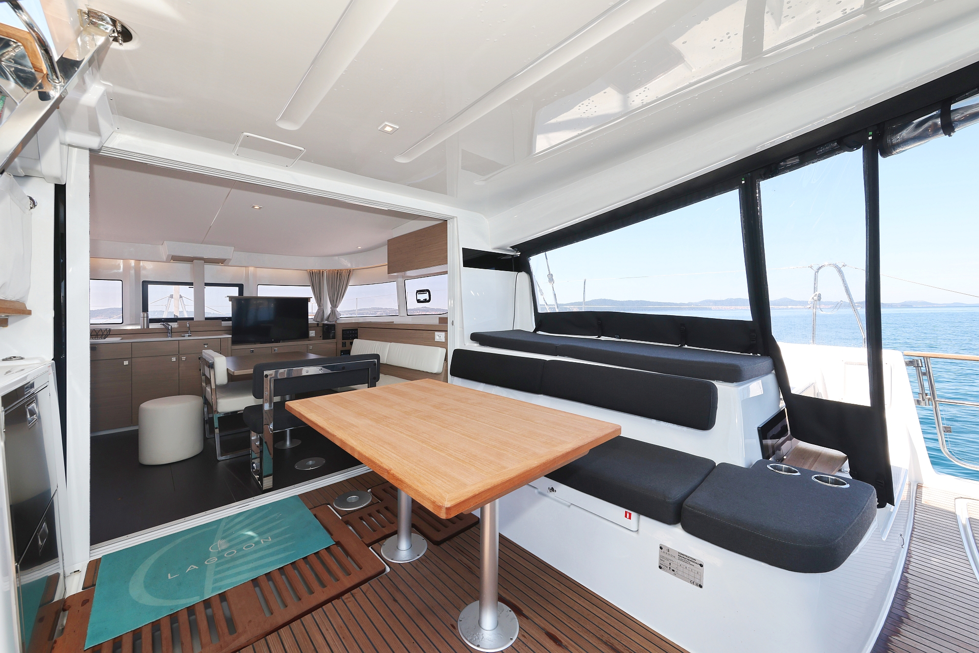 Lagoon 43 - 4 + 2 cab. — photo 22