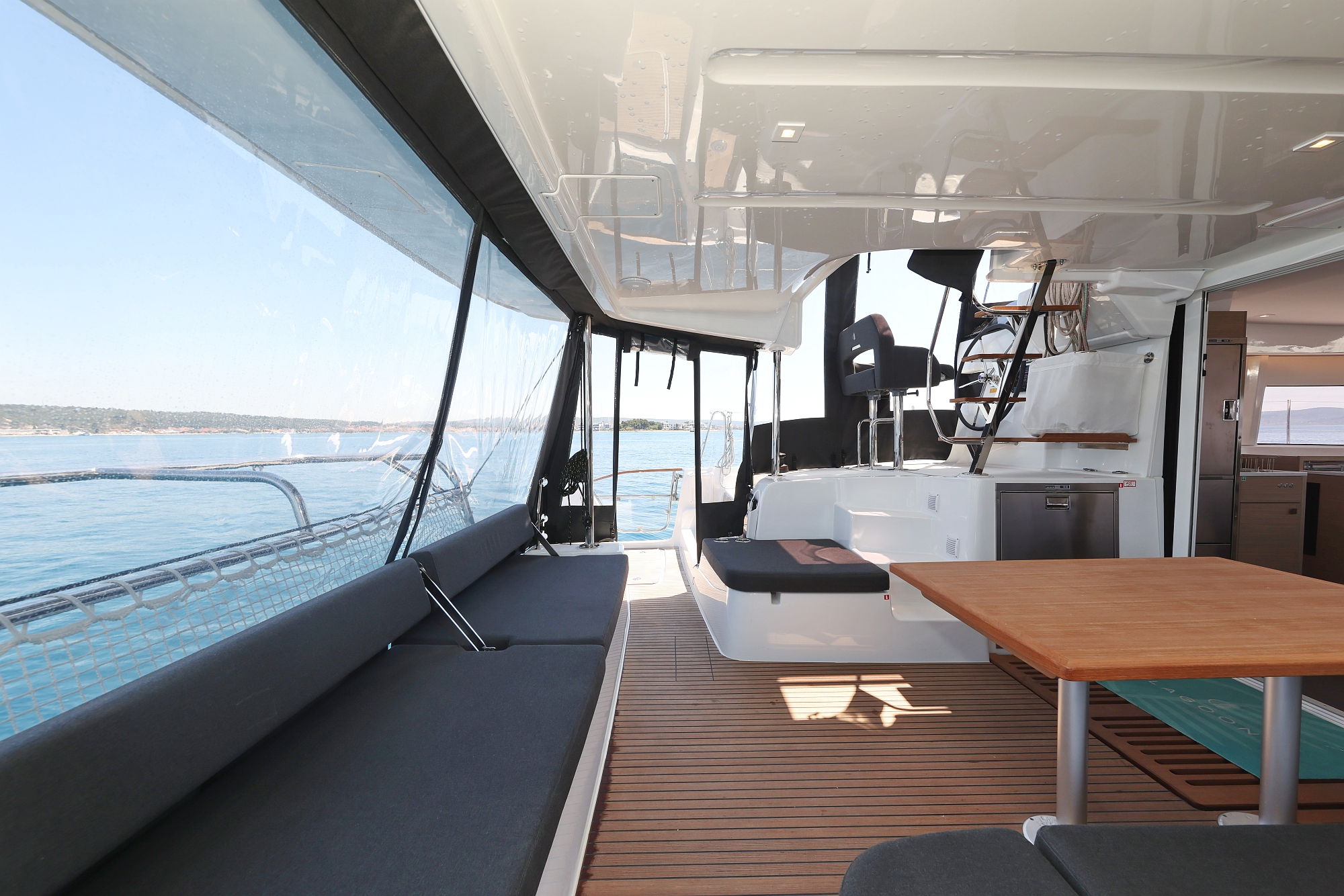 Lagoon 43 - 4 + 2 cab. — photo 31