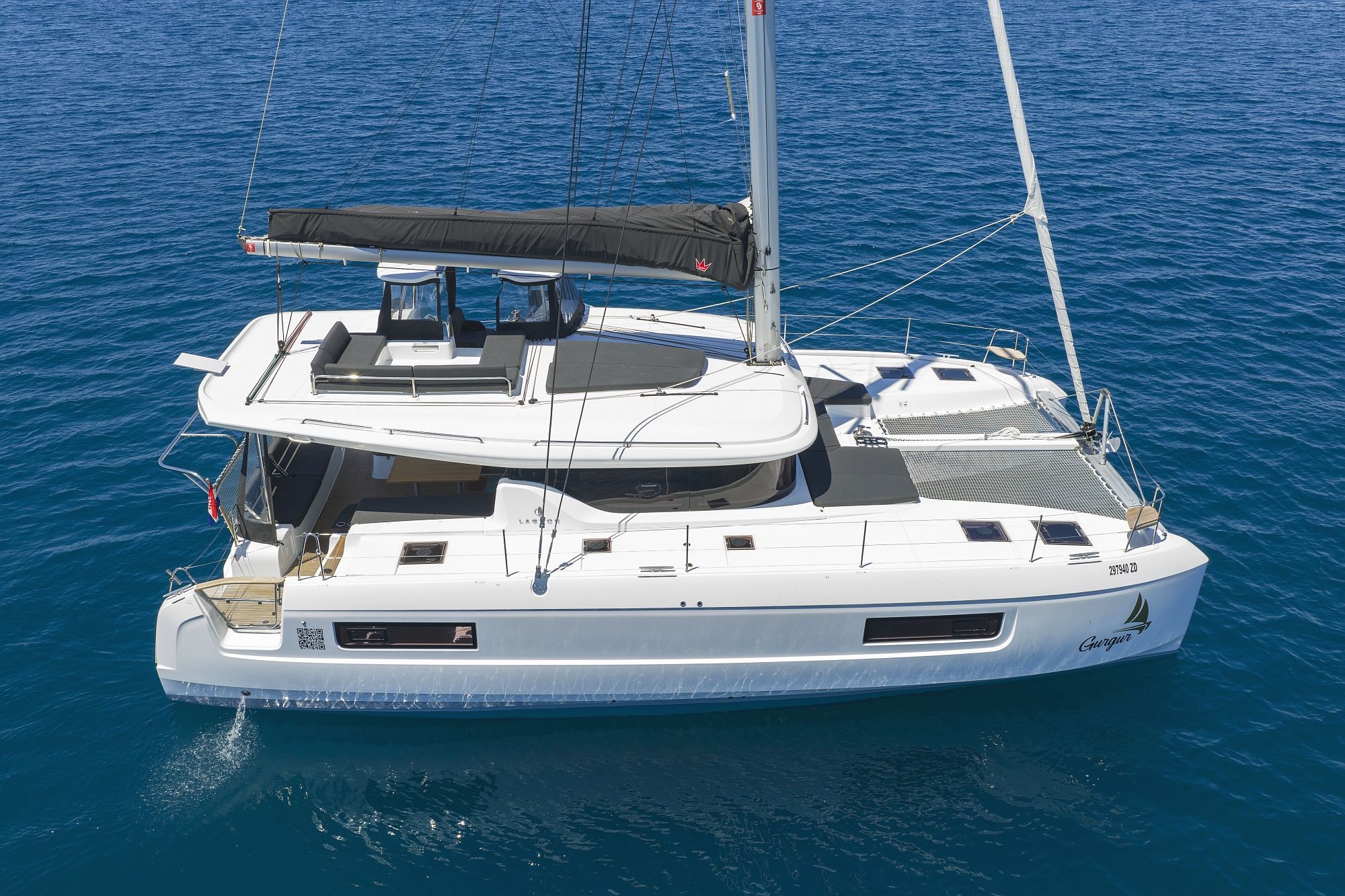 Lagoon 43 - 4 + 2 cab. — photo 48